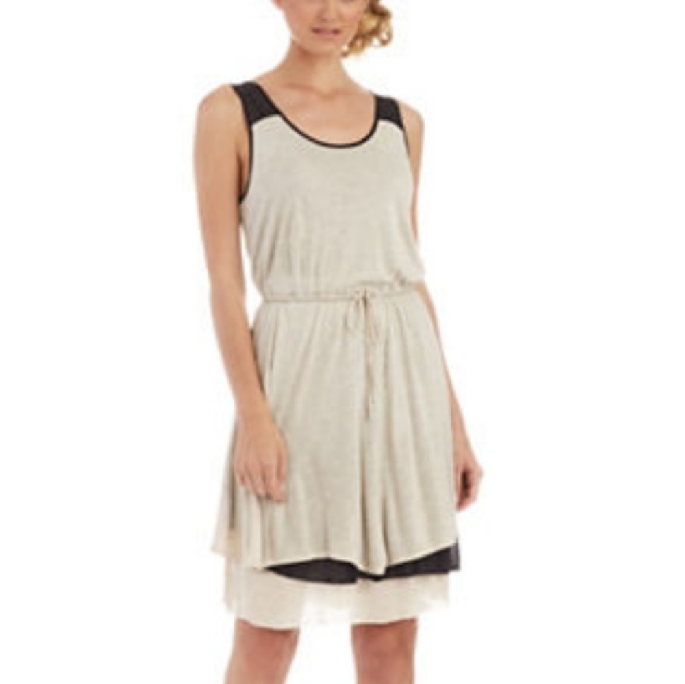 Kensie gray and black sleeveless layered dress!